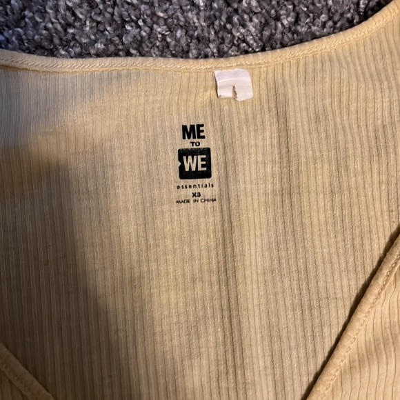 barley has been worn nice long sleeve quality t-shirt - Picture 2 of 3